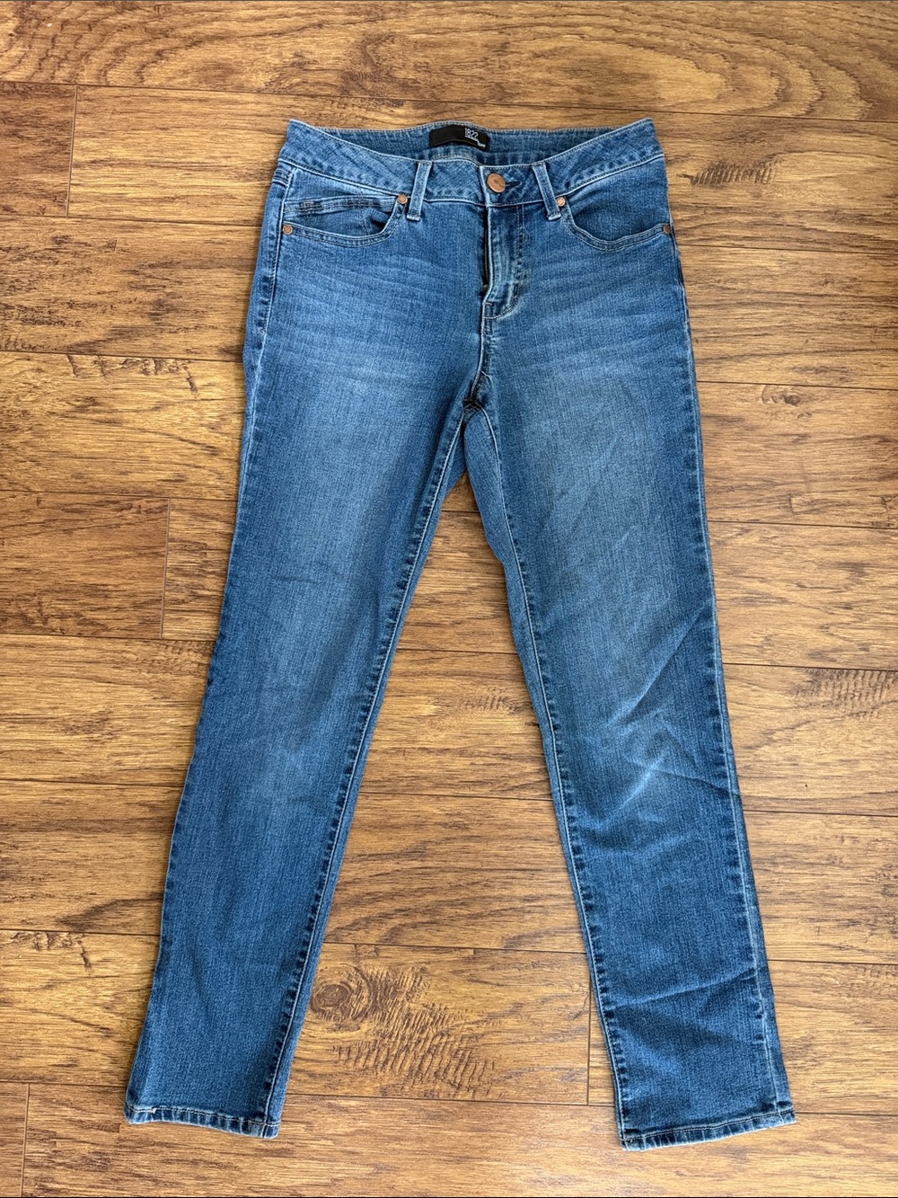 1822 denim Women's Mid-Blue Skinny Jeans size 6
